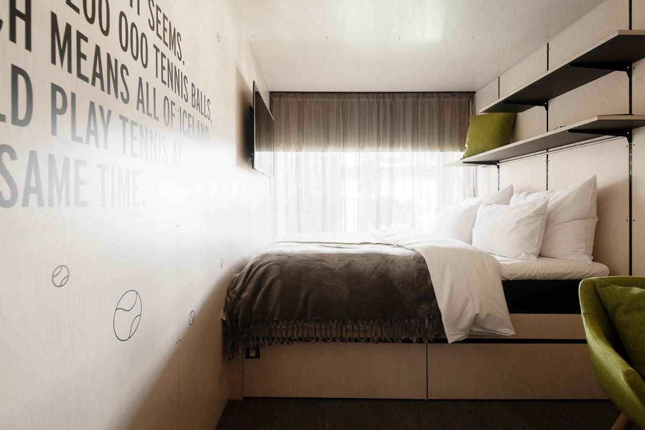 Hektor Container Hotel Tallinn Exterior photo